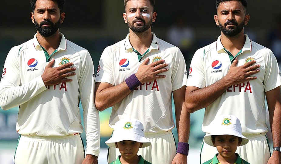ফাঁকা গ্যালারির ফুলস্কোর: যে নীরবতায় বাংলাদেশের ক্রিকেট তৈরি হয়