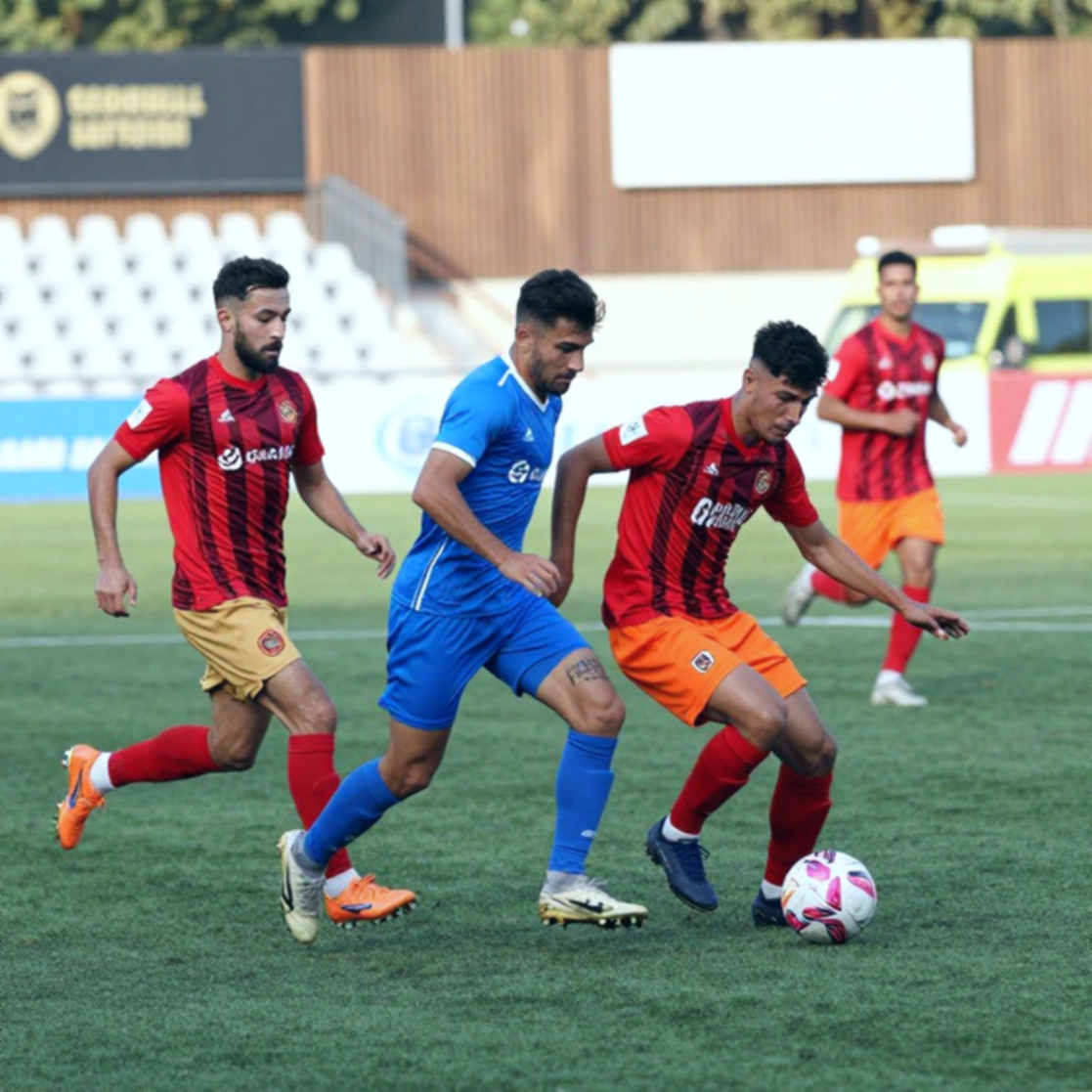 মারাদোনার পাশে মেসি: টাটা মার্তিনোর সাক্ষ্য, আর নোটবুকের সেই খালি ঘর